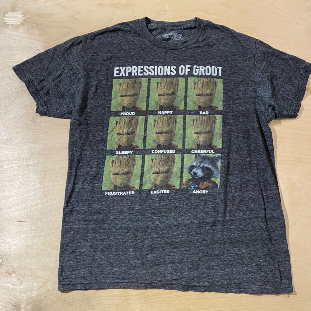 Marvel Gray Groot Expressions T-Shirt Large (IE)